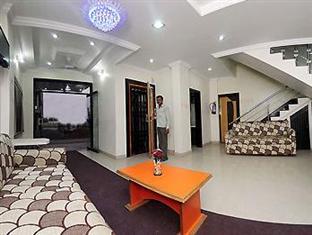 Sai Ganesh Hotel Shirdi Buitenkant foto