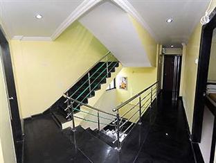 Sai Ganesh Hotel Shirdi Buitenkant foto