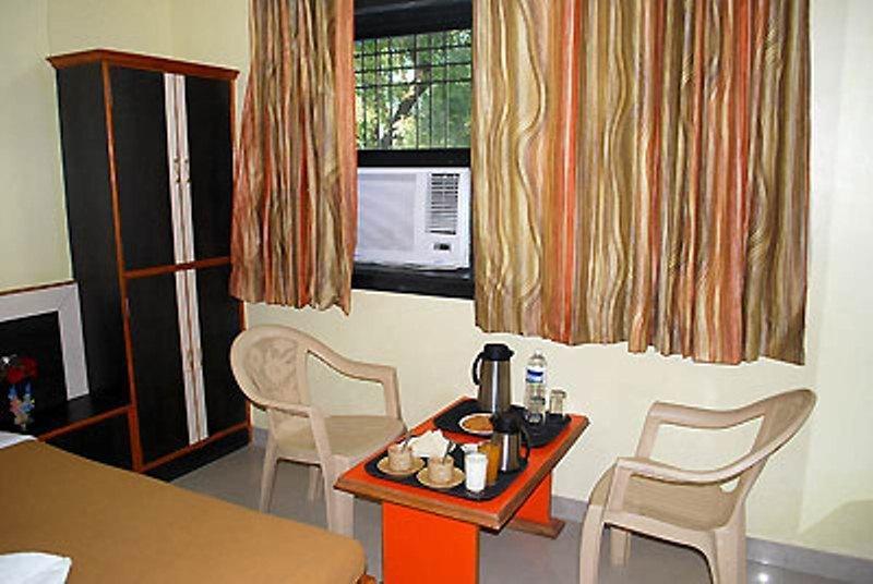 Sai Ganesh Hotel Shirdi Kamer foto